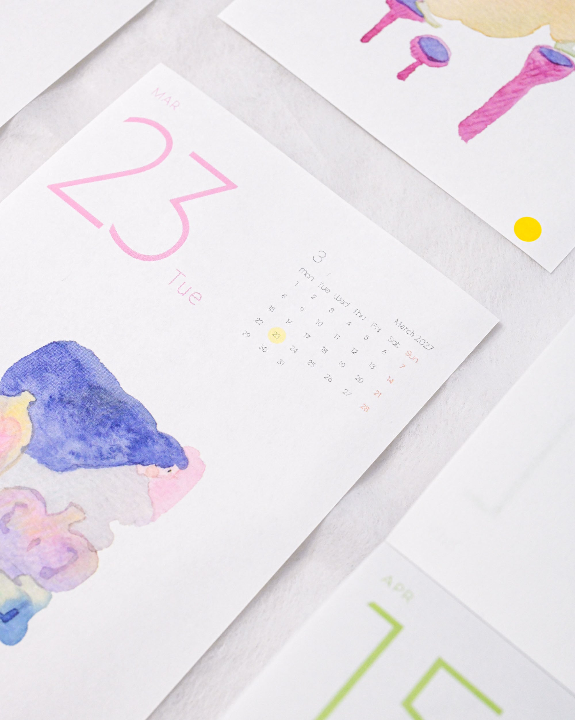 dodolulu 2027 365 Day-to-Day Desk Calendar